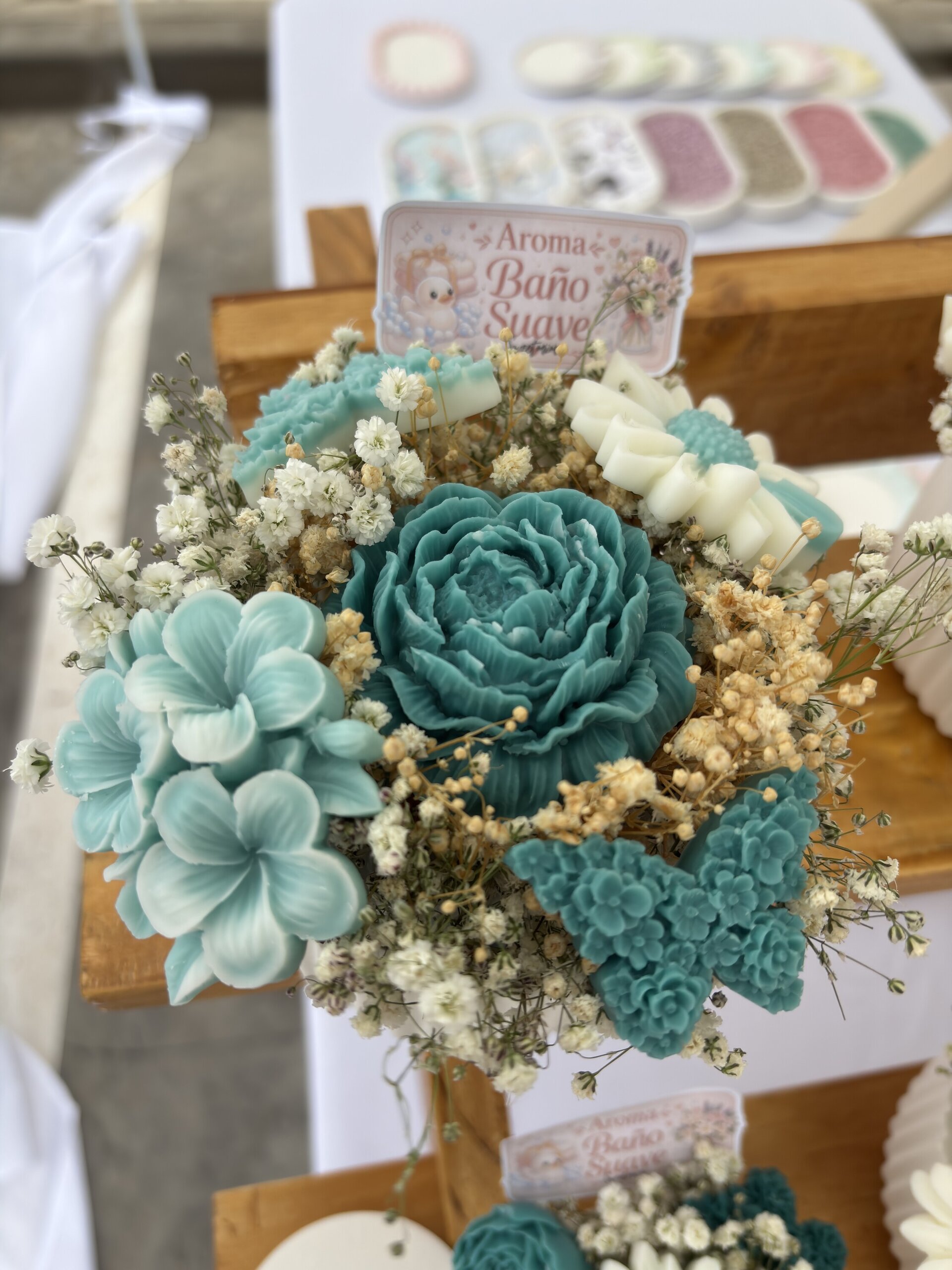 Centro de flores de cera - 2